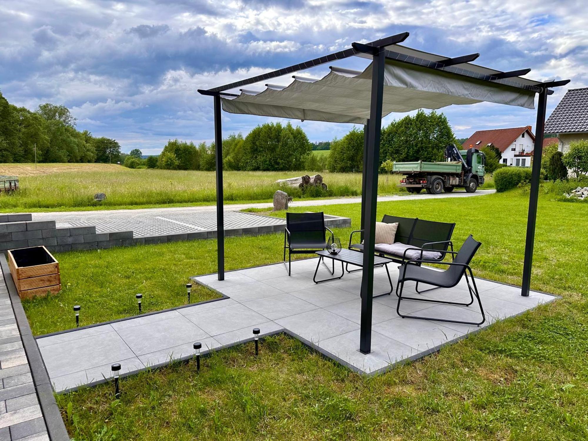 Ferienwohnung Storchennest Eisfeld Екстериор снимка